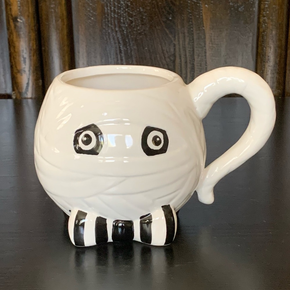 Mummy Gentleman Spooky Ceramic Halloween Mug